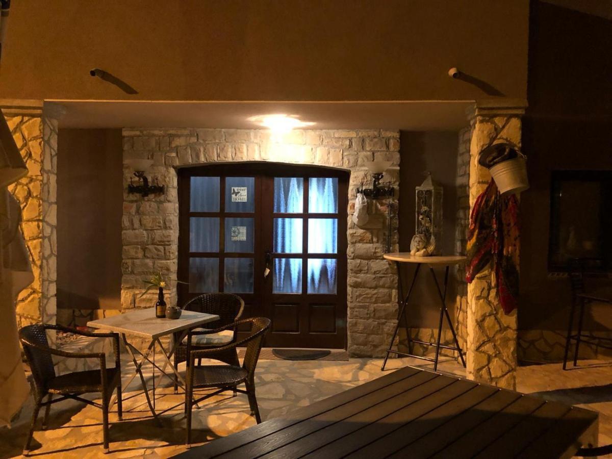 Casa Perla Holidays Jurasi Exterior photo